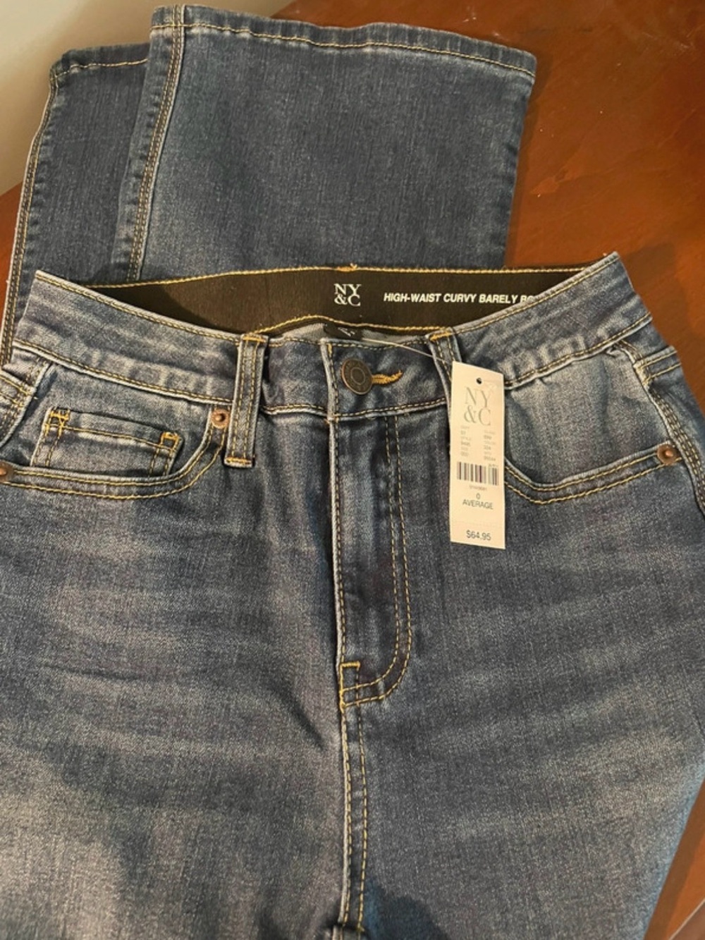 NY&C High-Waist Curvy Jeans in Medium Blue